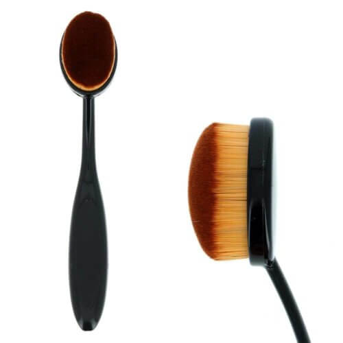 Oval Brush n3°  Foundation | BYS